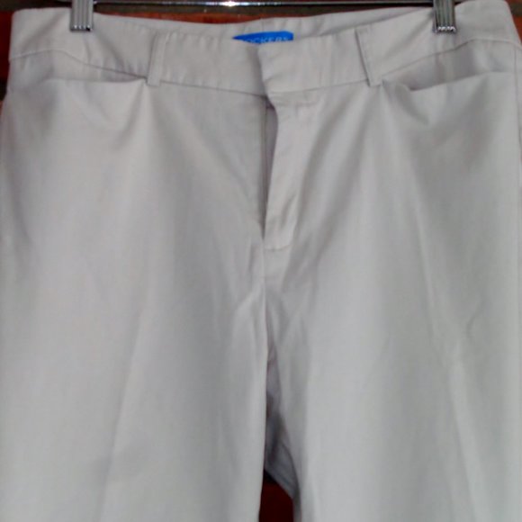 Dockers Women - Cream Colored Chinos - Picture 3 of 8